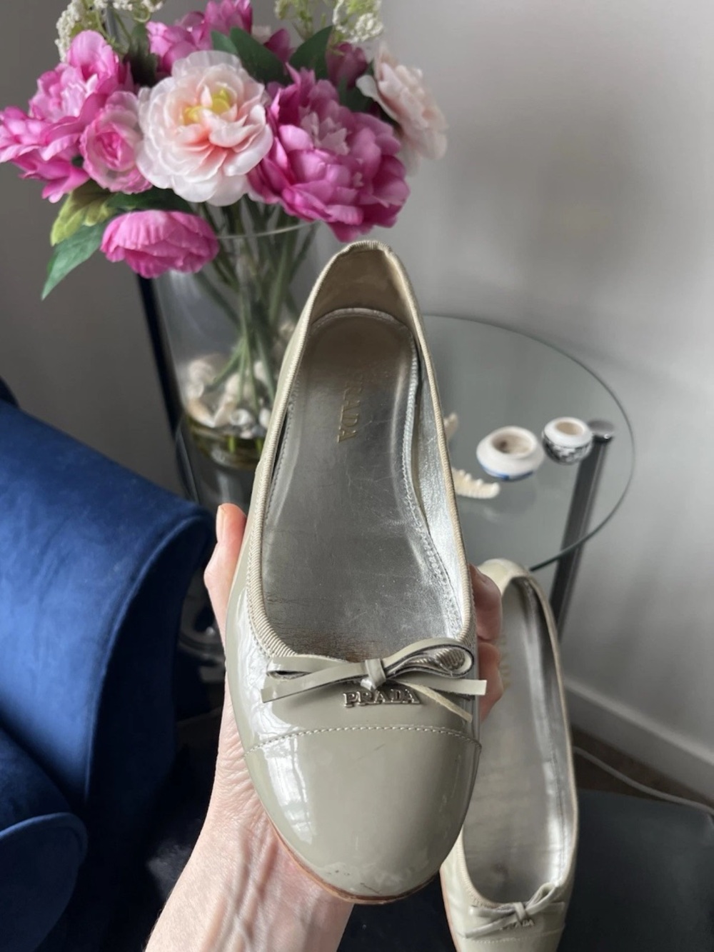 Womens Prada Logo Bow Patent Leather Cap Toe Slide On Ballet Flats Grey Size 38